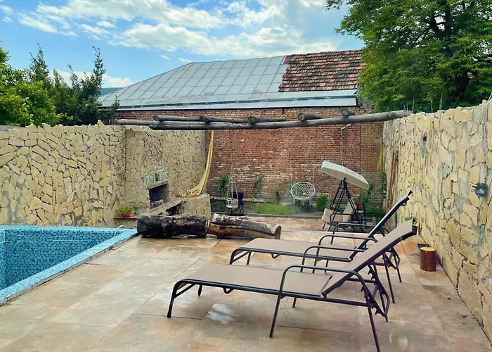 Niabi 3Bdr Villa With Pool